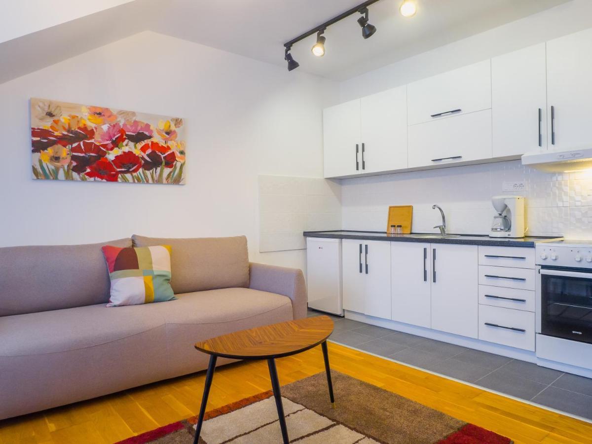 Apartments Neo Нови Сад Екстериор снимка