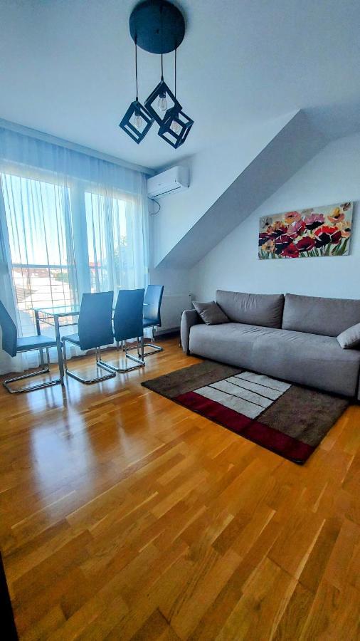 Apartments Neo Нови Сад Екстериор снимка